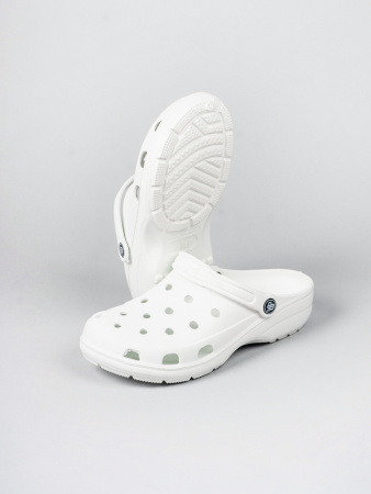 Сабо с ремешком и перфорацией женские  ЭВА, белый